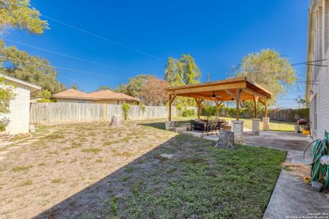 713 Fawndale Lane Windcrest TX 78239