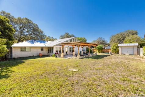 713 Fawndale Lane Windcrest TX 78239