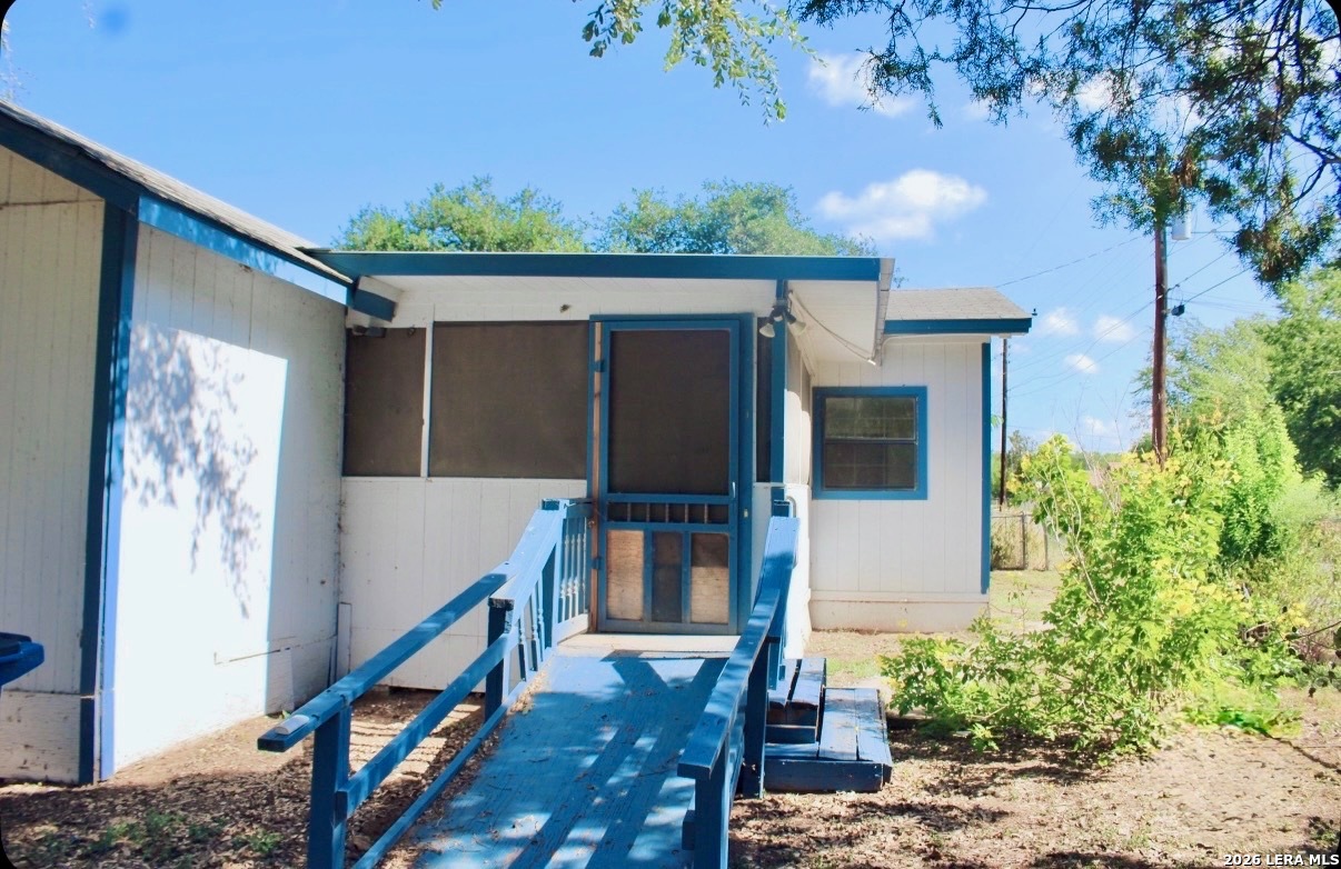 311 N Mulberry Street Pearsall TX 78061