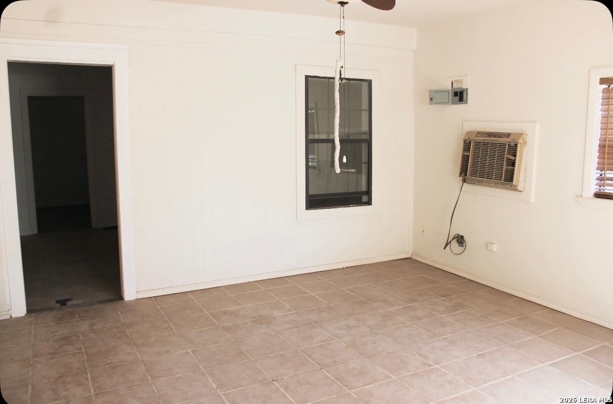 311 N Mulberry Street Pearsall TX 78061