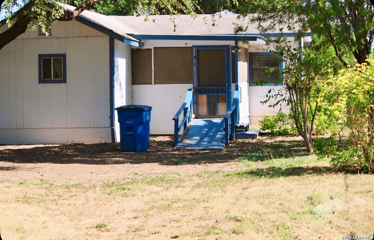 311 N Mulberry Street Pearsall TX 78061