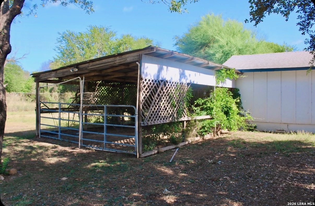 311 N Mulberry Street Pearsall TX 78061
