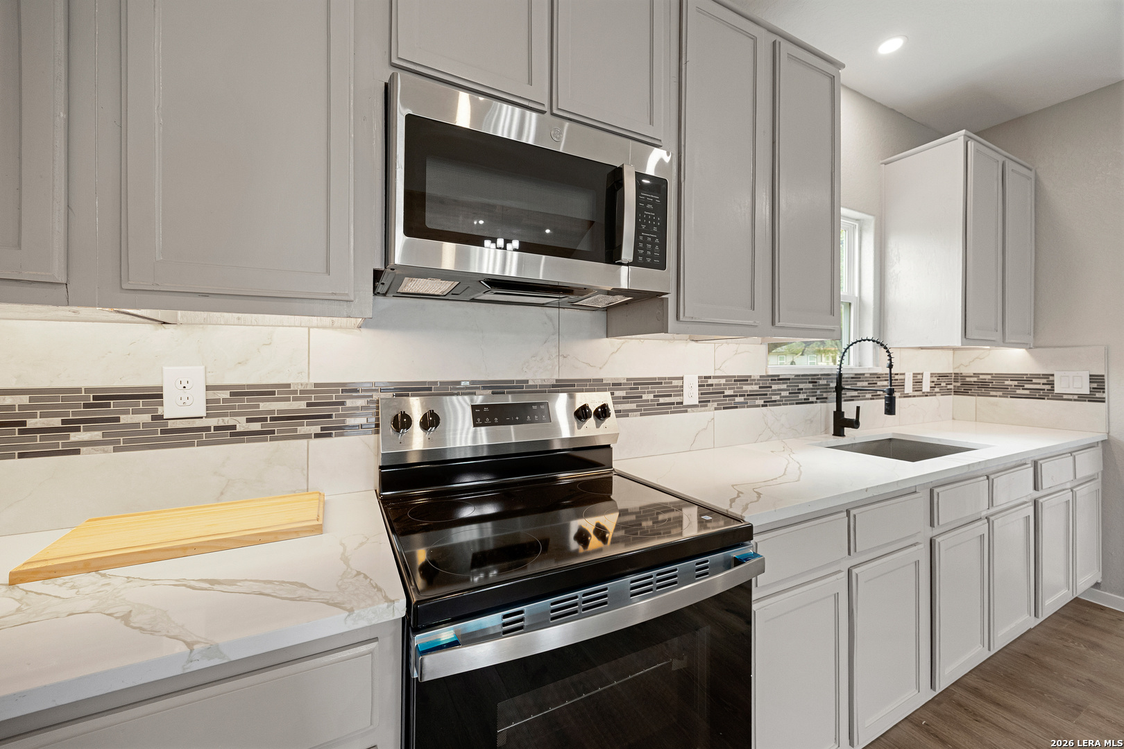 316 Royal Oaks Drive Somerset TX 78069