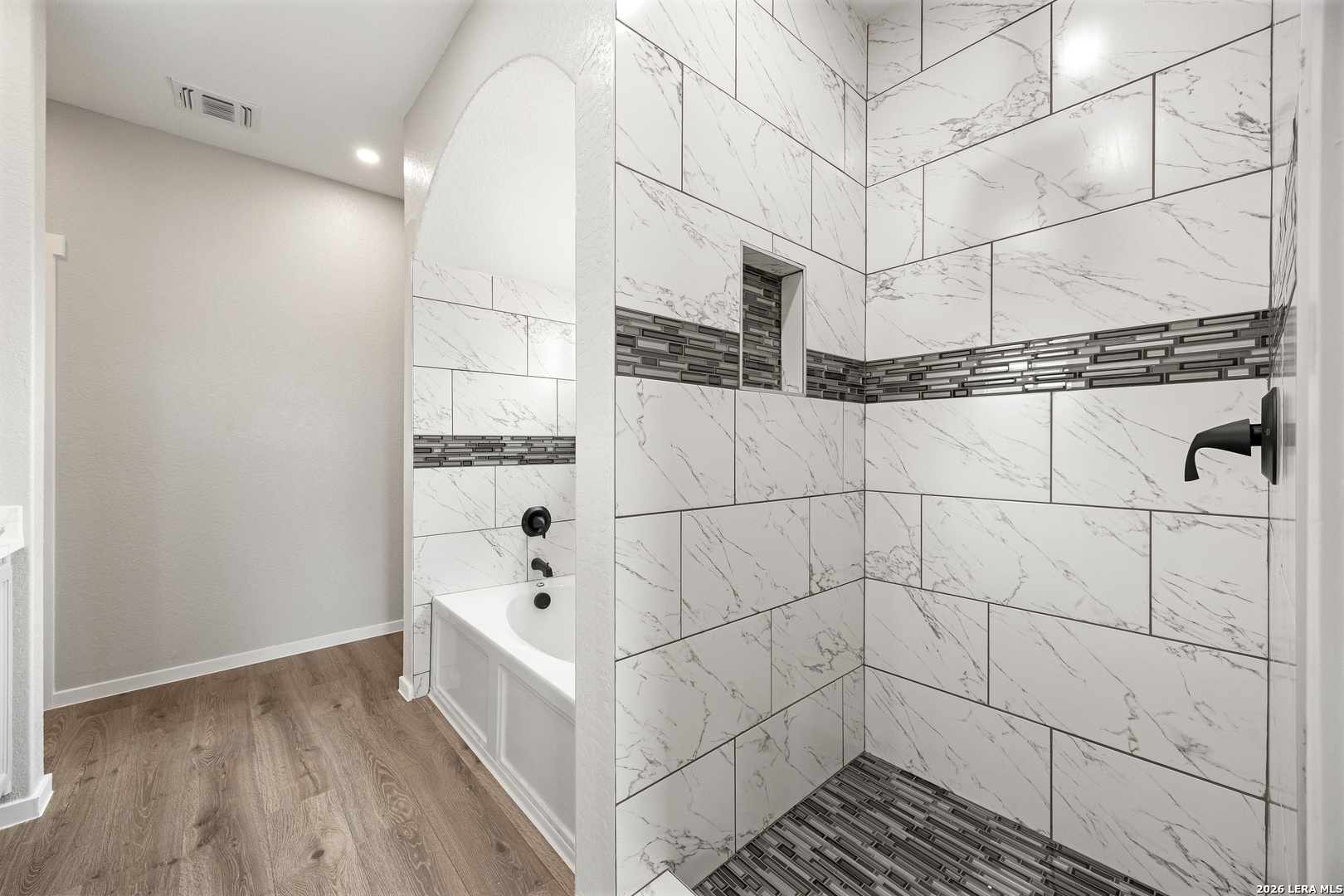 316 Royal Oaks Drive Somerset TX 78069