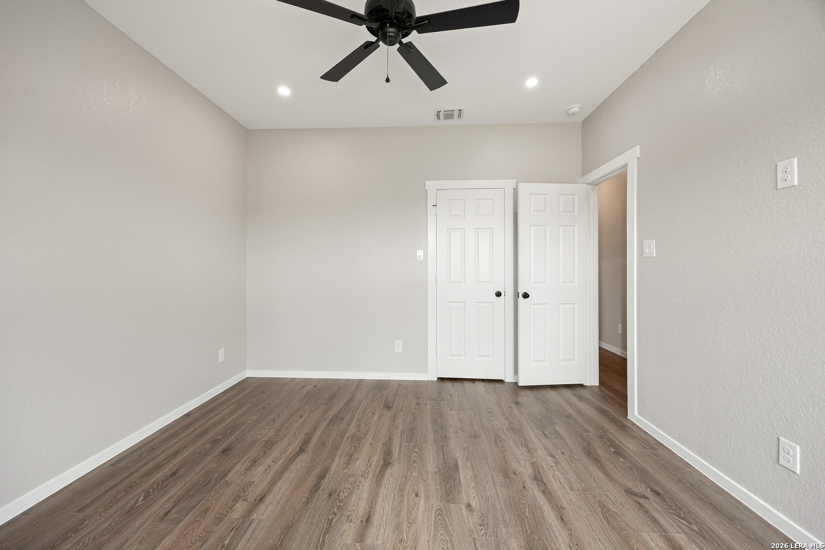 316 Royal Oaks Drive Somerset TX 78069