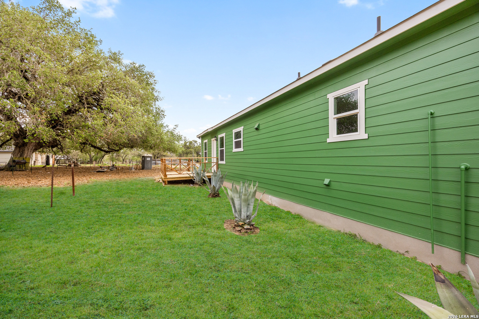 316 Royal Oaks Drive Somerset TX 78069