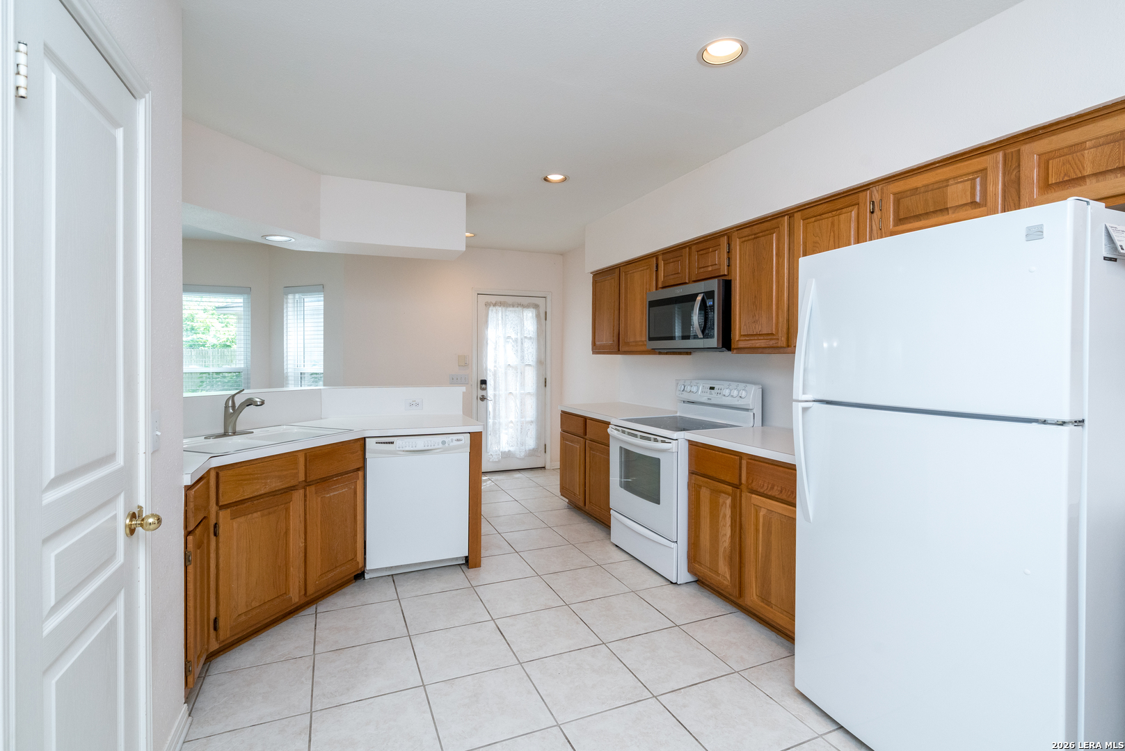 3023 Fall Crest Drive San Antonio TX 78247