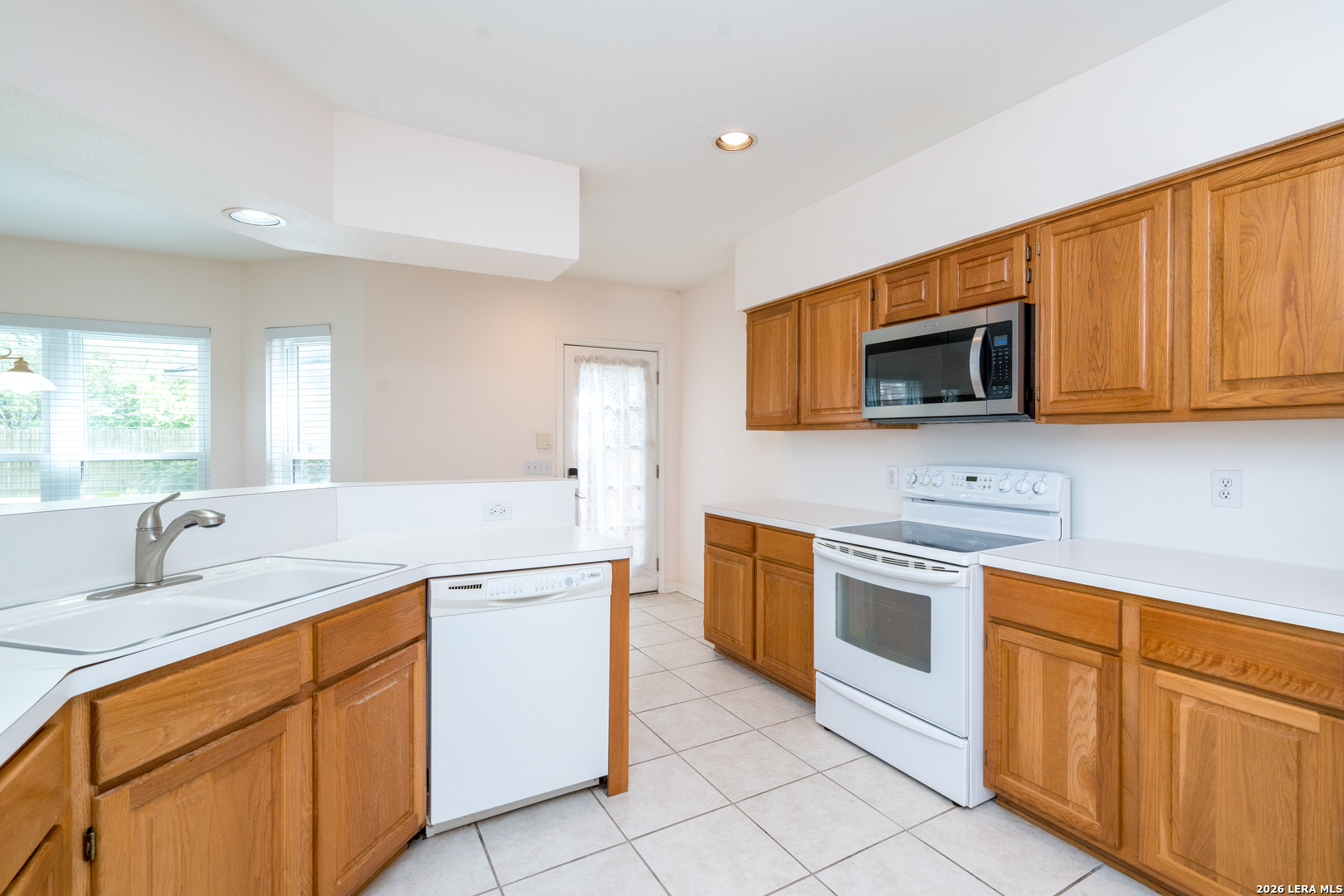 3023 Fall Crest Drive San Antonio TX 78247