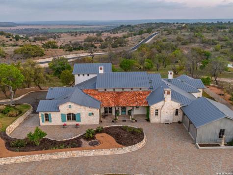 77 Last Trail Fredericksburg TX 78624