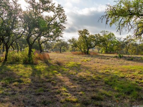 77 Last Trail Fredericksburg TX 78624