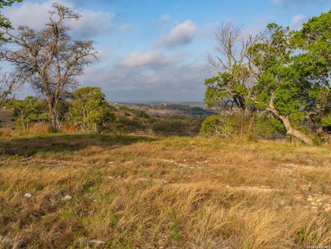 77 Last Trail Fredericksburg TX 78624