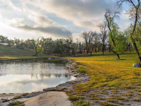 77 Last Trail Fredericksburg TX 78624
