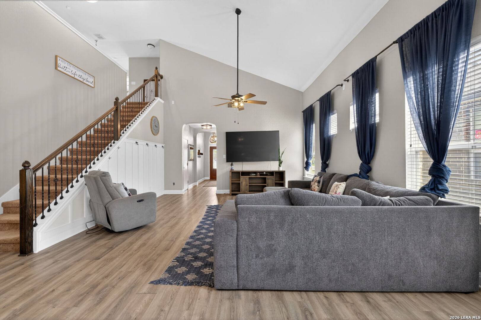 22811 Akin Town San Antonio TX 78261