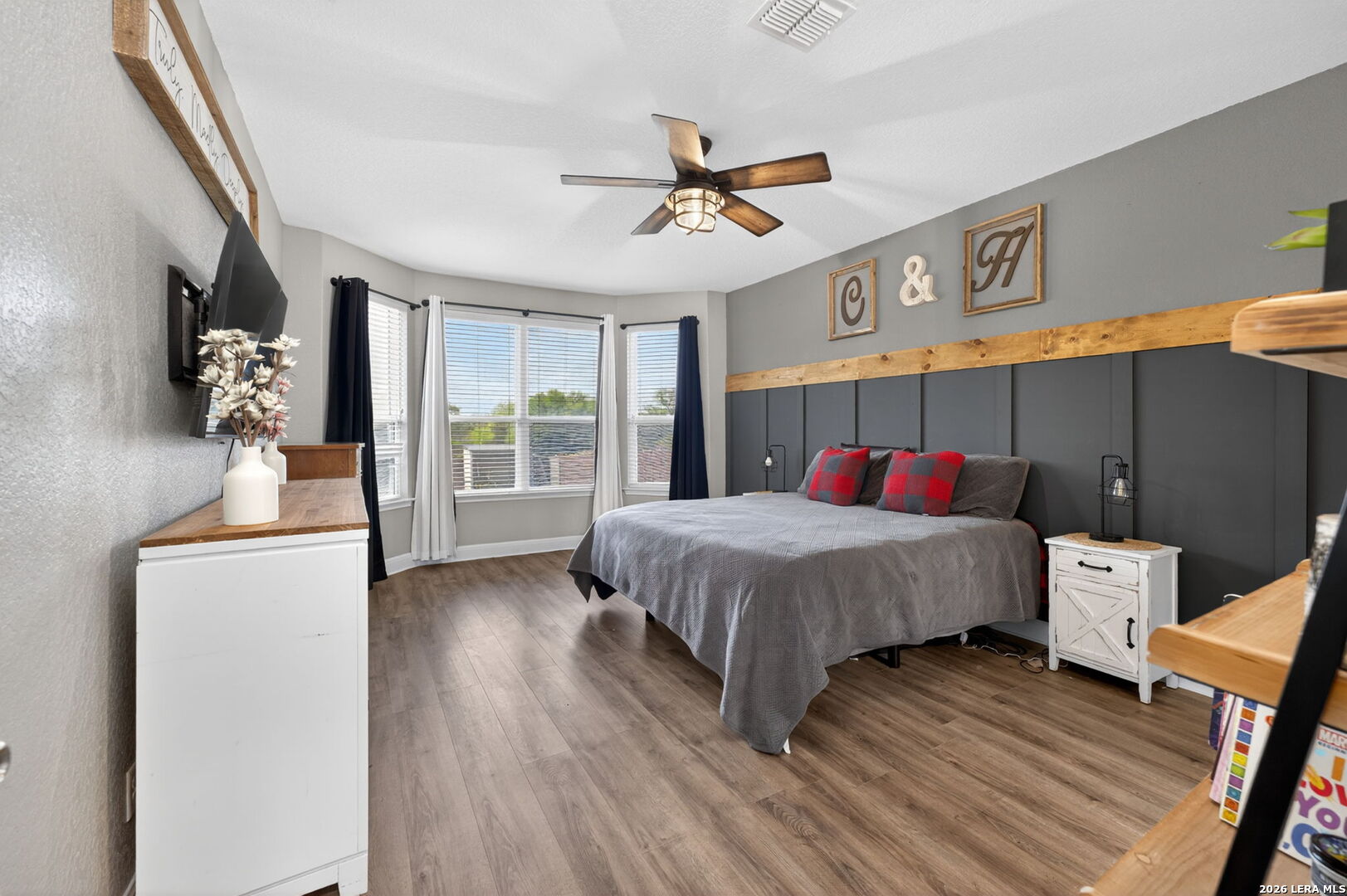 22811 Akin Town San Antonio TX 78261