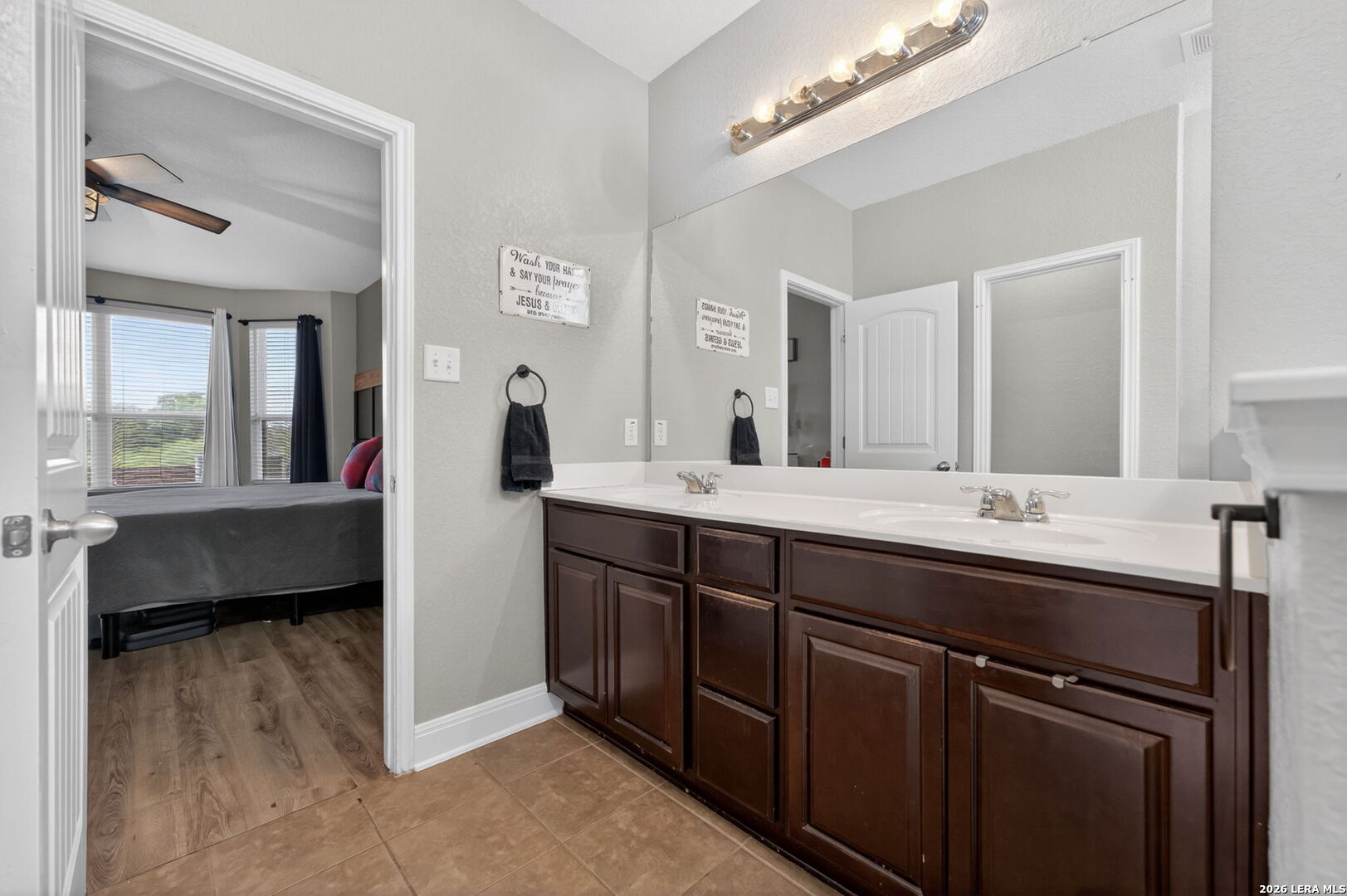 22811 Akin Town San Antonio TX 78261