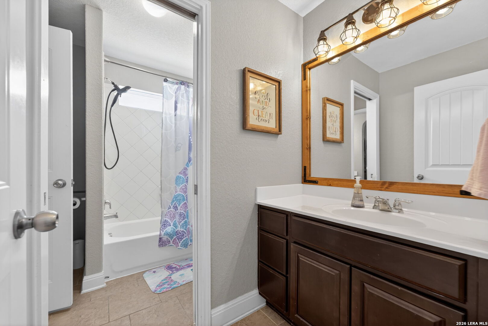 22811 Akin Town San Antonio TX 78261