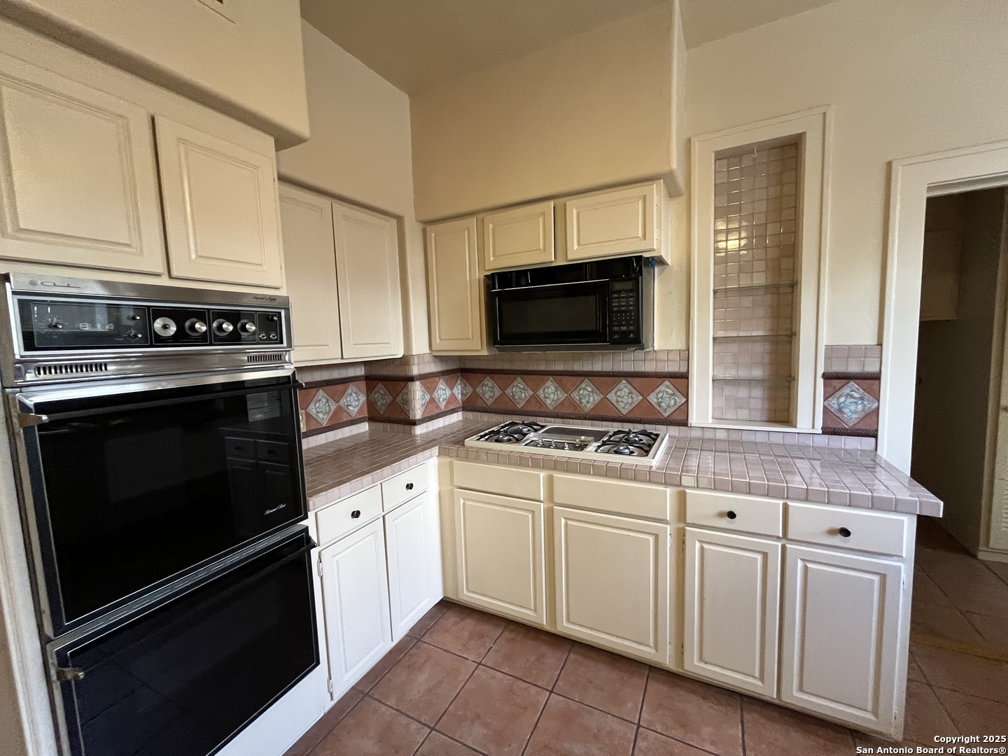 122 E Hollywood San Antonio TX 78212