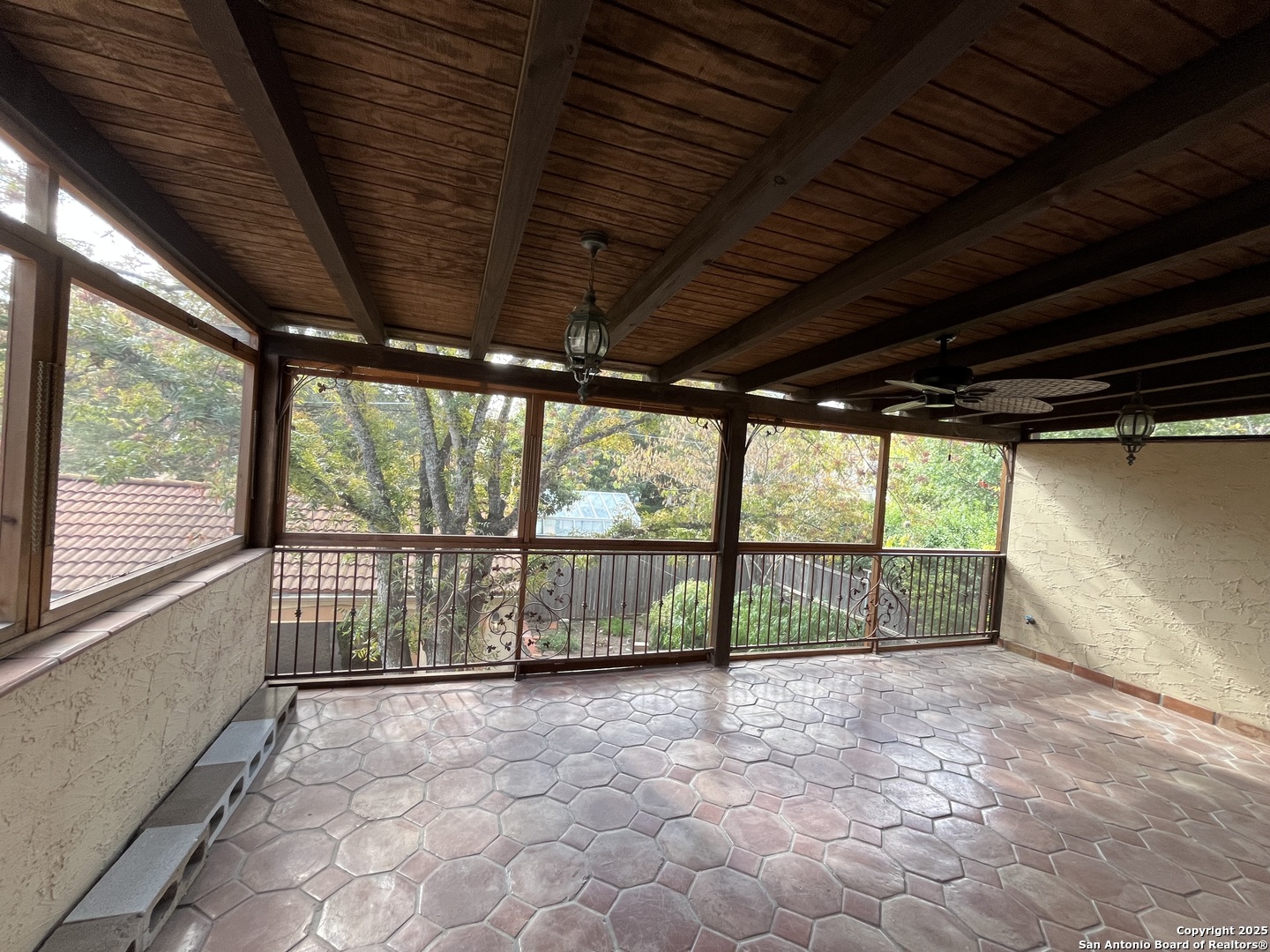 122 E Hollywood San Antonio TX 78212
