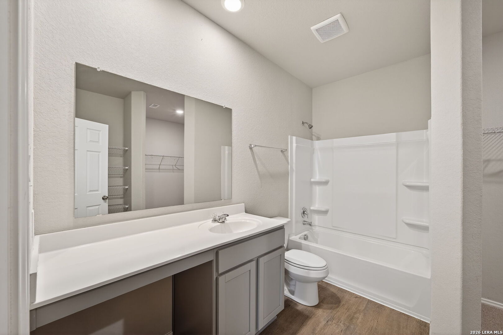 14643 Hackamore Elmendorf TX 78112