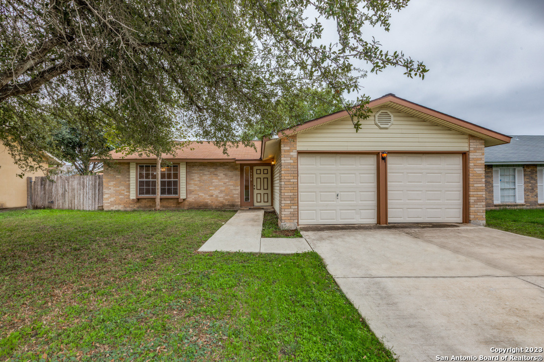 5930 Whispering Lake Street San Antonio TX 78222
