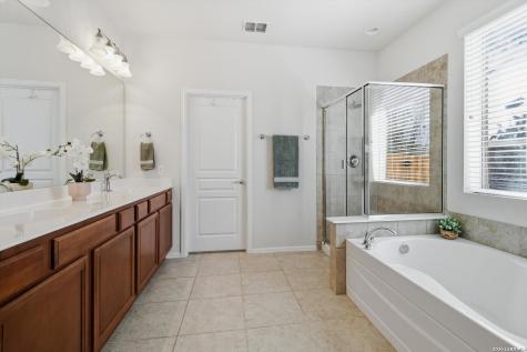 1039 Chase Creek San Antonio TX 78260
