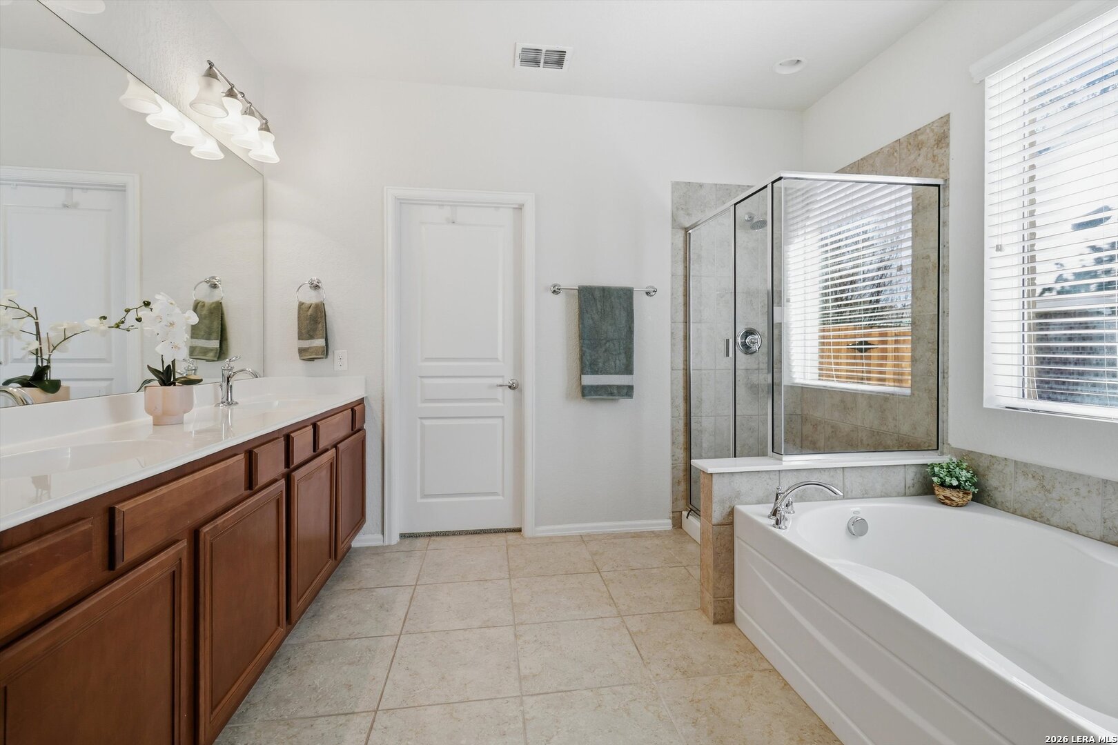 1039 Chase Creek San Antonio TX 78260