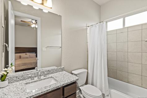 527 James Way Castroville TX 78009