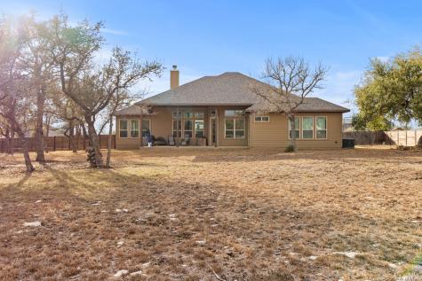 527 James Way Castroville TX 78009