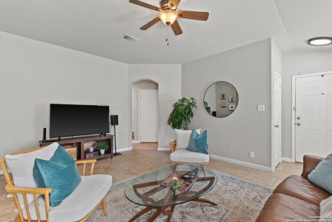 2126 Wiltshire New Braunfels TX 78130