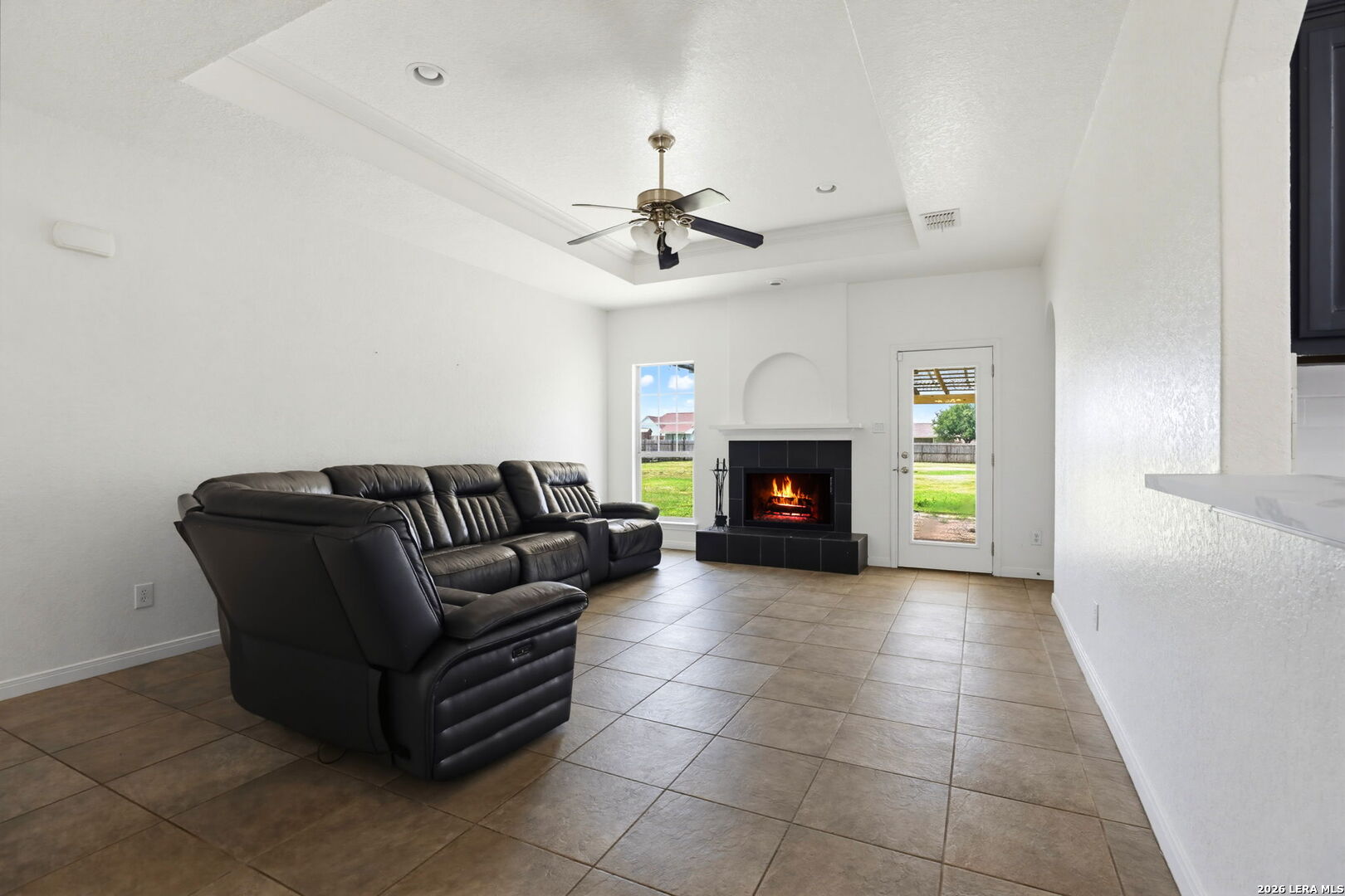 1860 County Road 6710 Lytle TX 78052