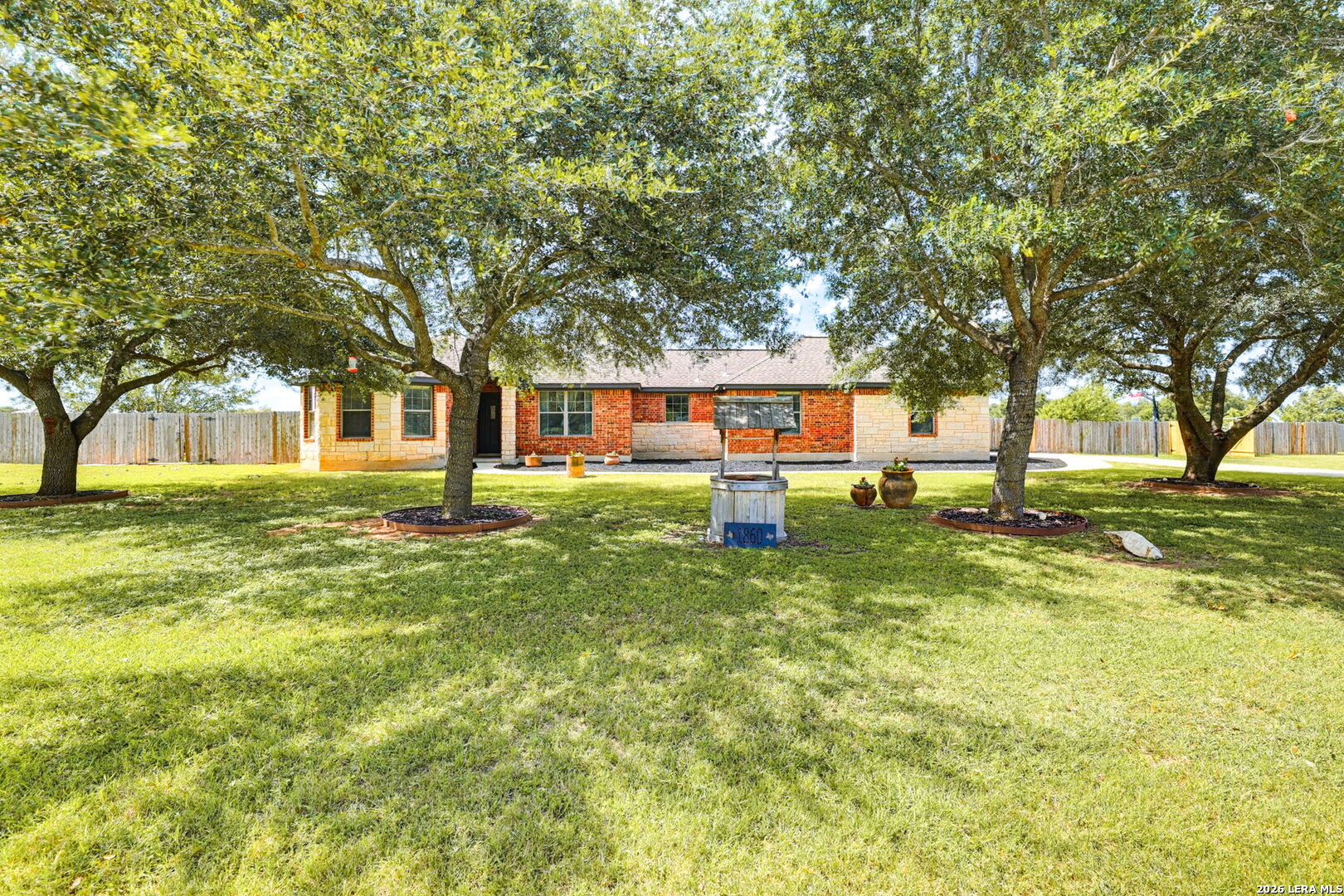 1860 County Road 6710 Lytle TX 78052