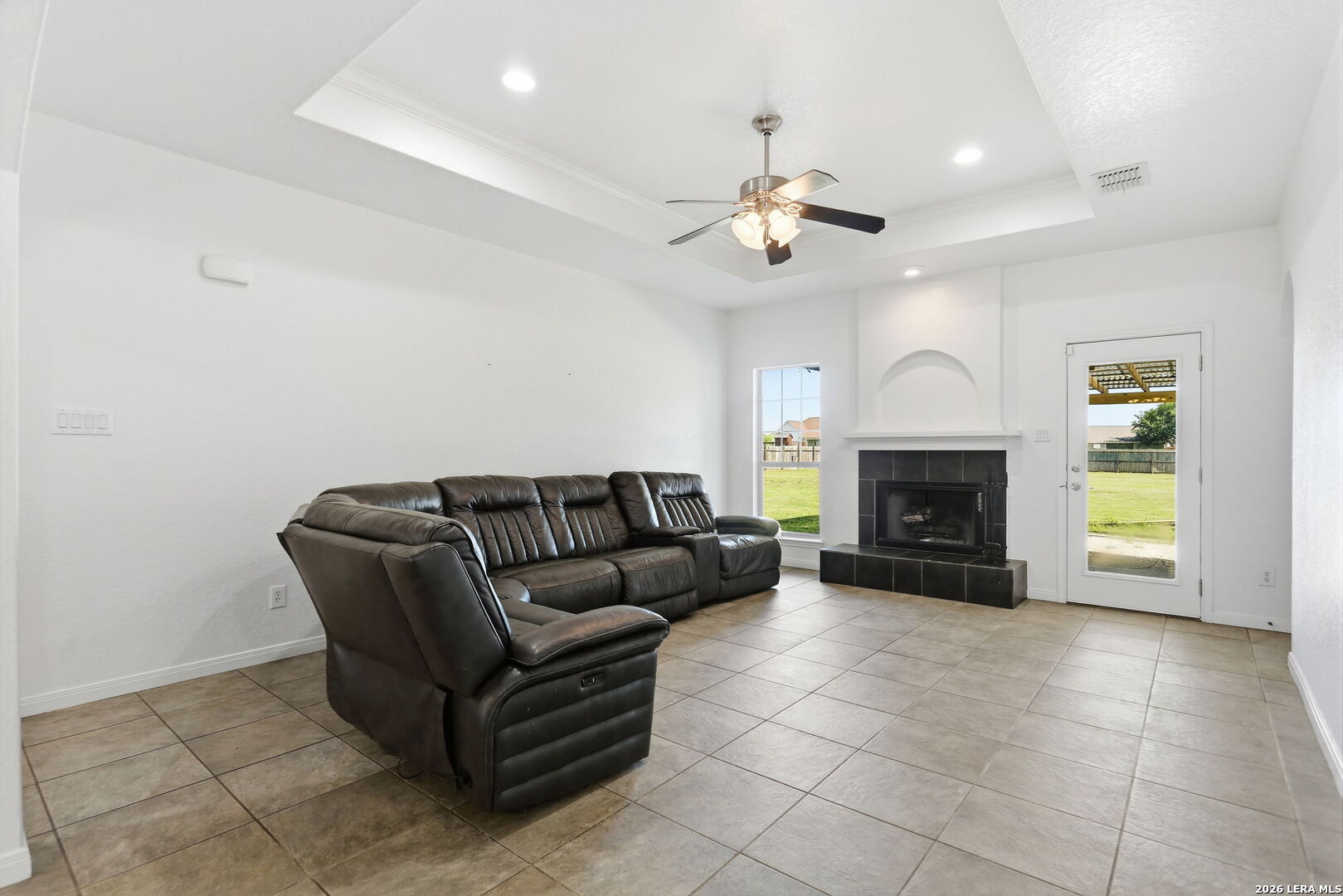 1860 County Road 6710 Lytle TX 78052