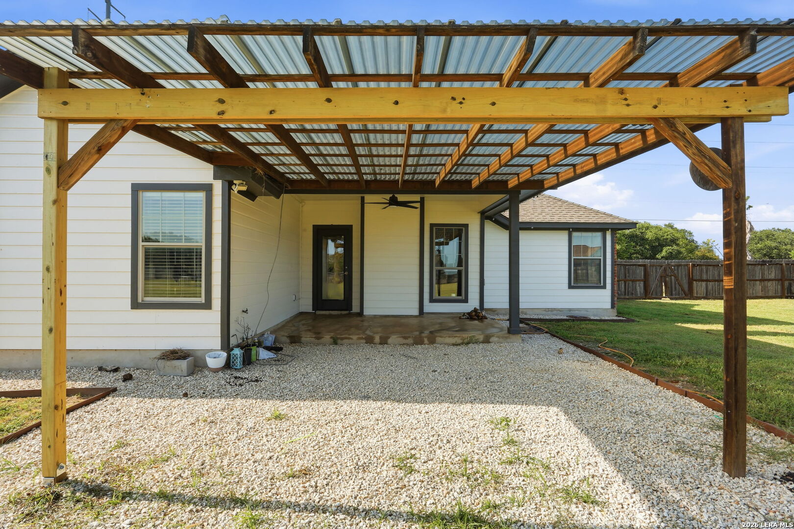 1860 County Road 6710 Lytle TX 78052
