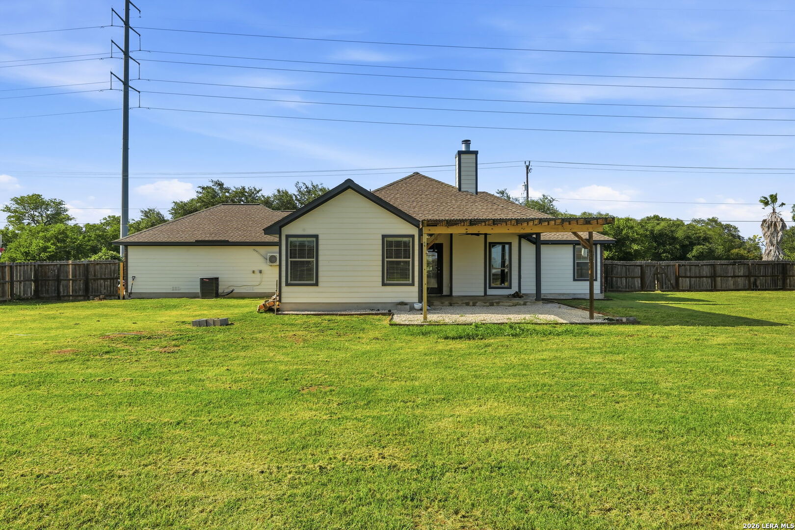 1860 County Road 6710 Lytle TX 78052