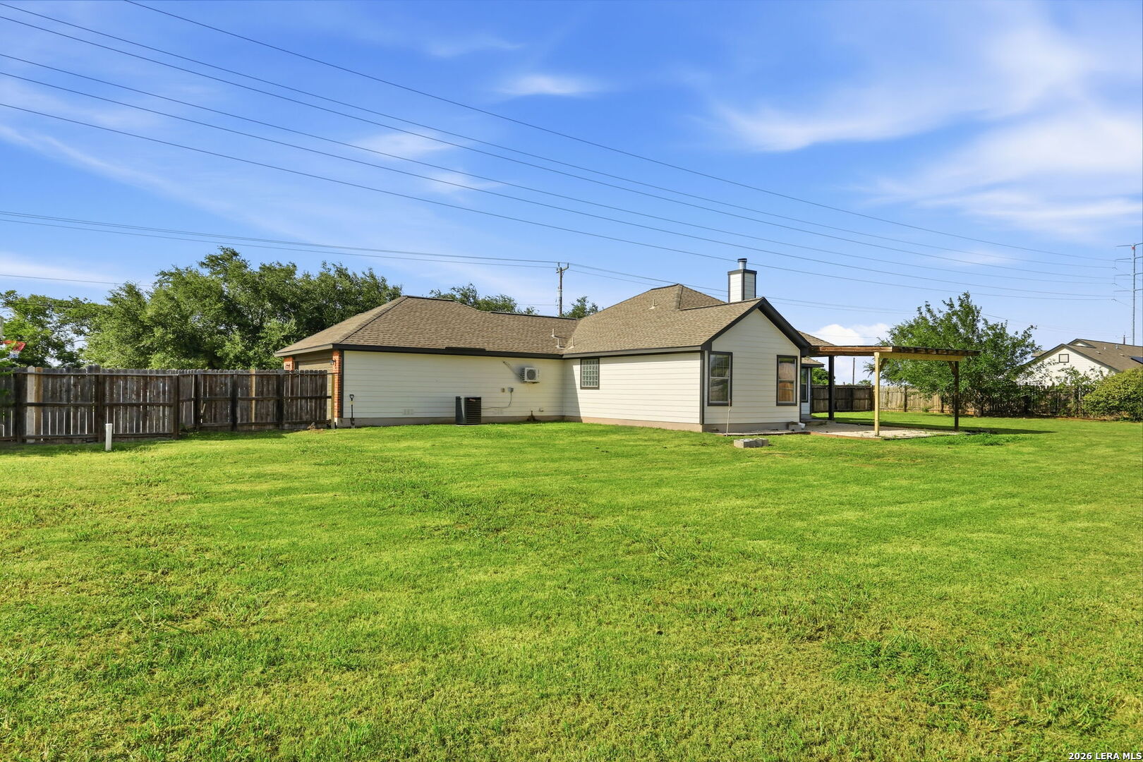 1860 County Road 6710 Lytle TX 78052