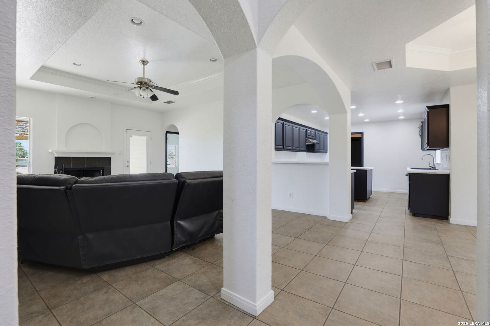 1860 County Road 6710 Lytle TX 78052
