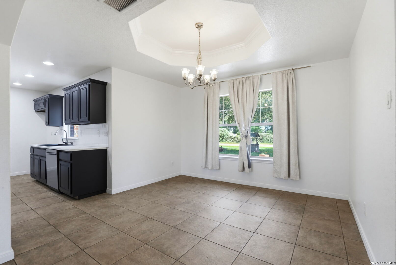 1860 County Road 6710 Lytle TX 78052