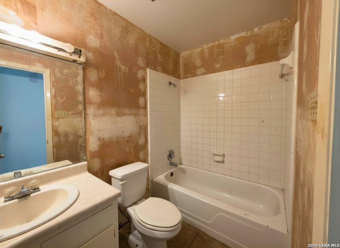4438 First View Drive San Antonio TX 78217