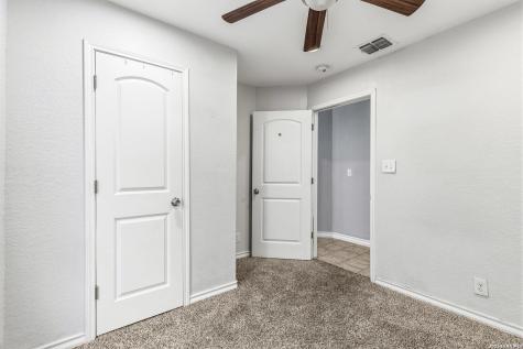105 El Fledo San Antonio TX 78210