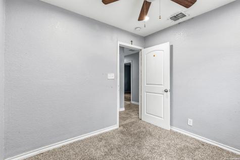 105 El Fledo San Antonio TX 78210