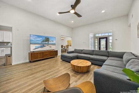 5951 Spring Buck San Antonio TX 78247