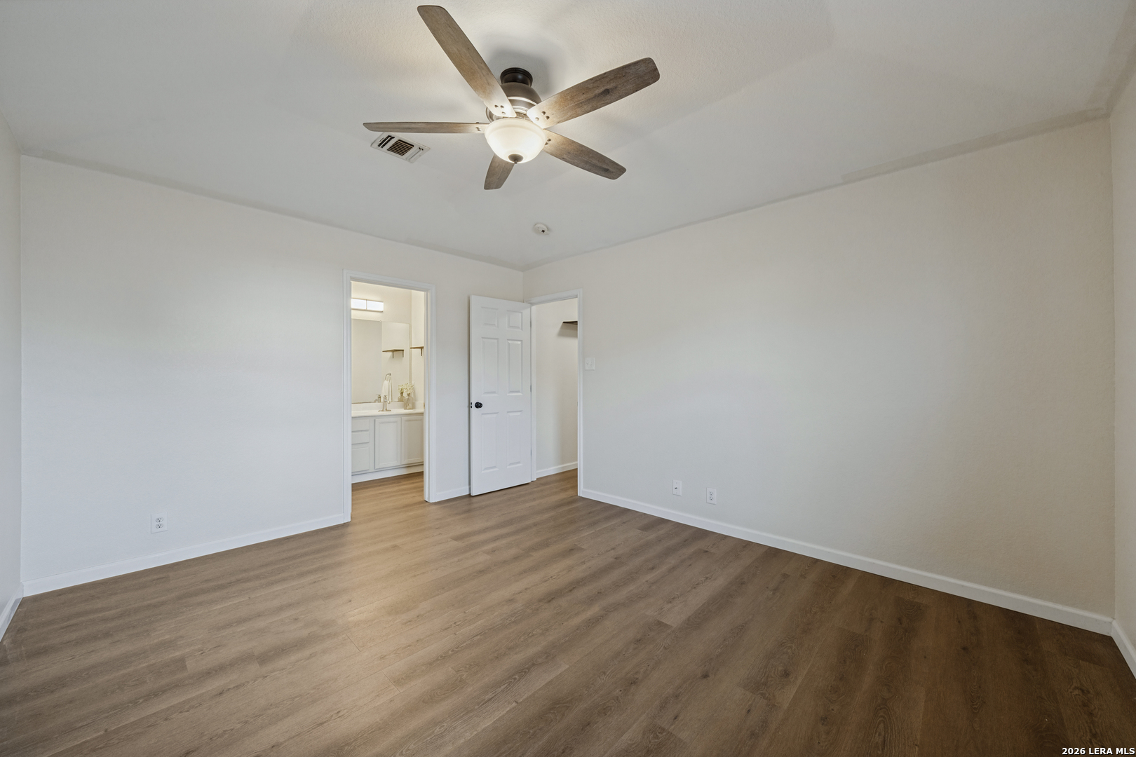 8443 Lone Shadow Trail Converse TX 78109