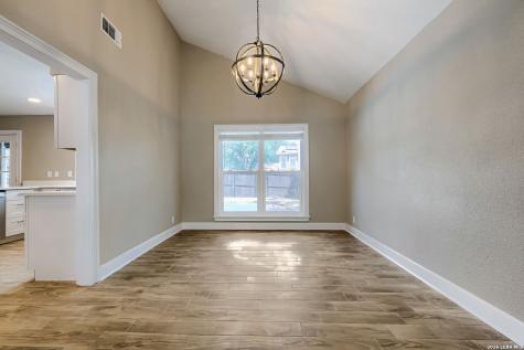 2645 Pebble Valley San Antonio TX 78232