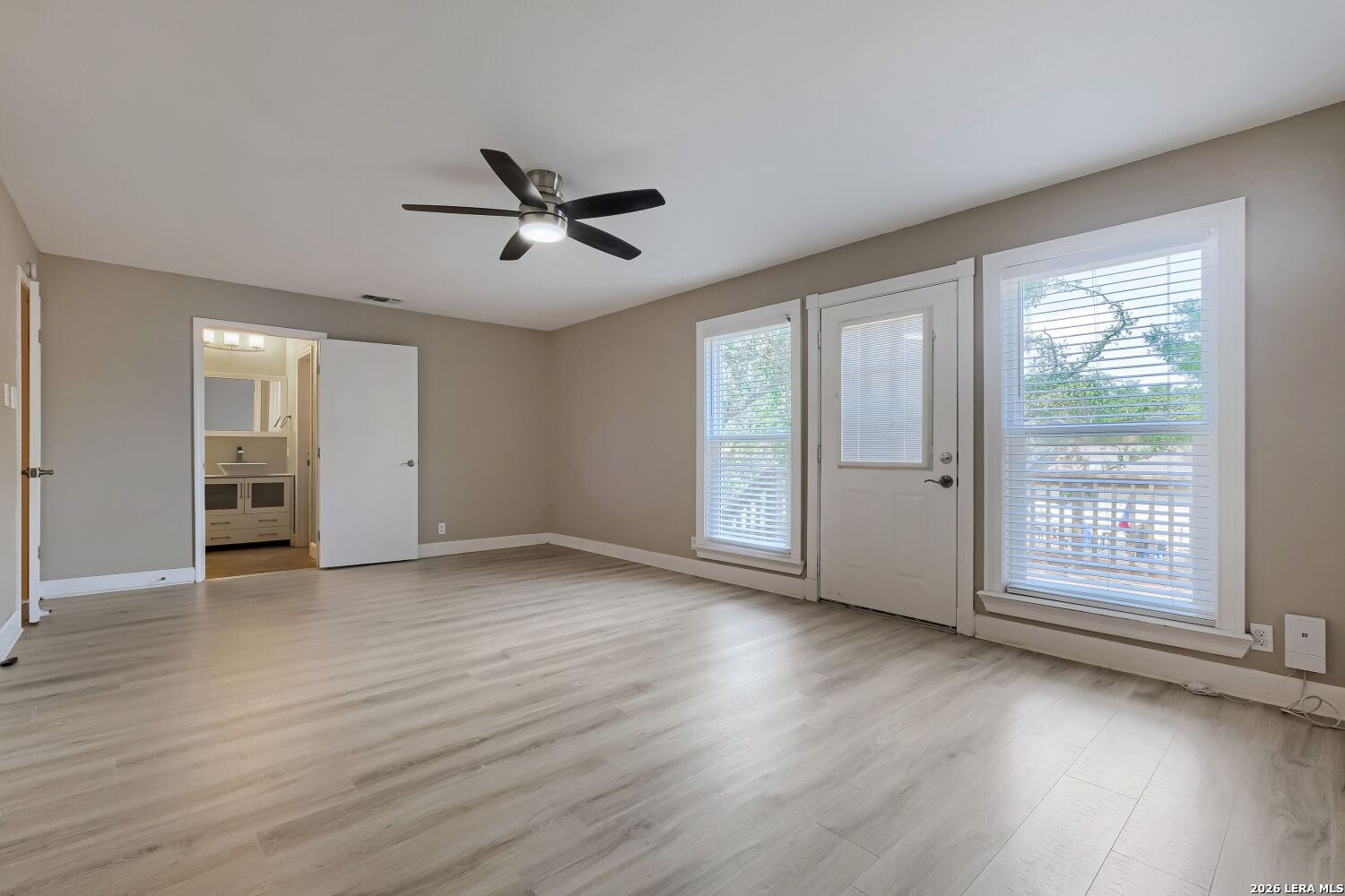 2645 Pebble Valley San Antonio TX 78232