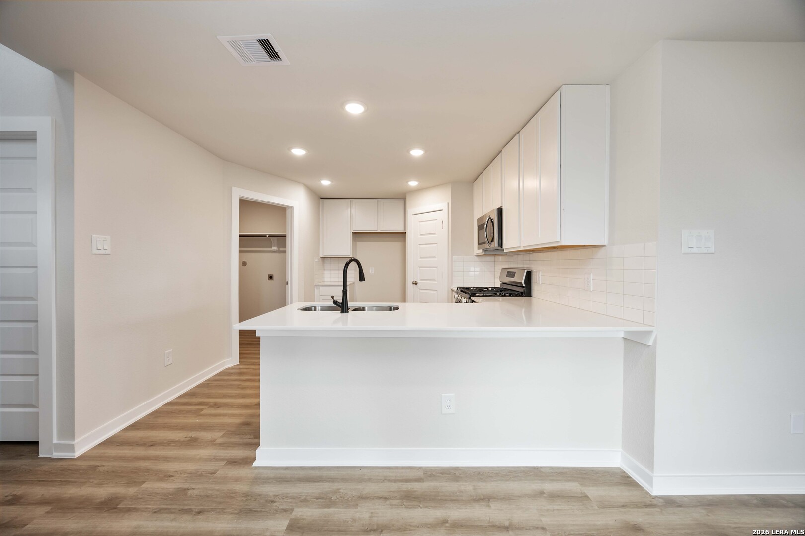6115 Quiet Oak Place San Antonio TX 78219