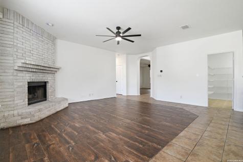 113 Earhart Lane Cibolo TX 78108