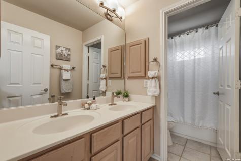 23130 Summers Dream San Antonio TX 78258