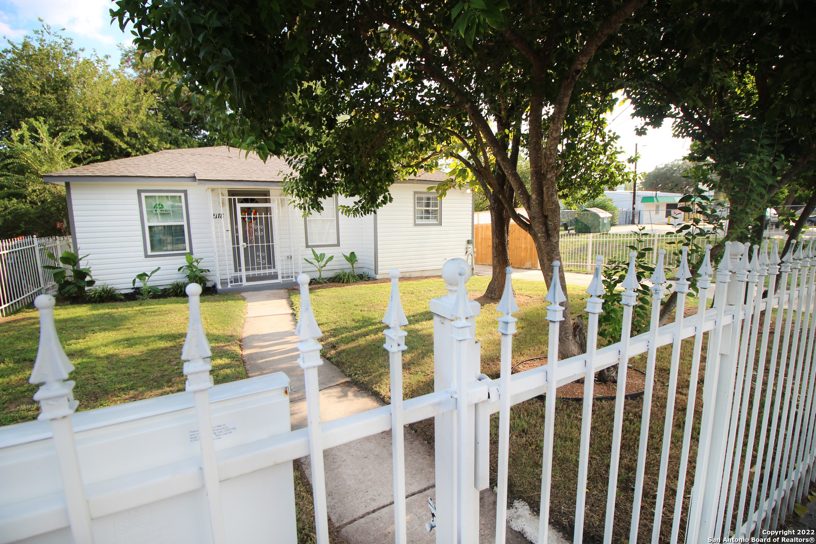 2118 Burnet Street San Antonio TX 78202