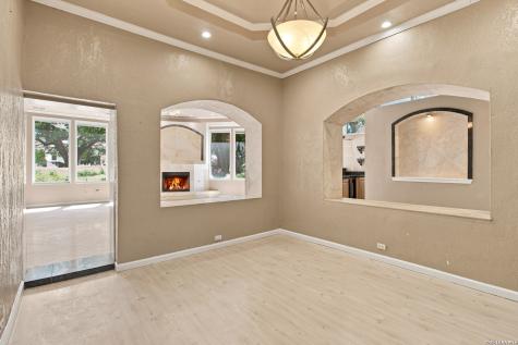 10011 Southwell Road San Antonio TX 78240