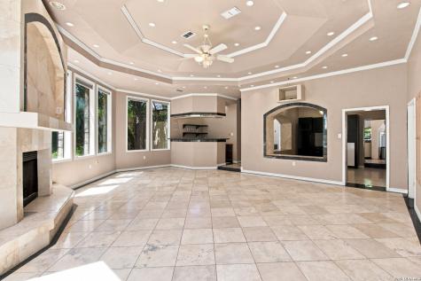10011 Southwell Road San Antonio TX 78240